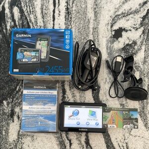 Garmin numi 2455 LMT Black GPS Navigation System with Display Screen new in box
